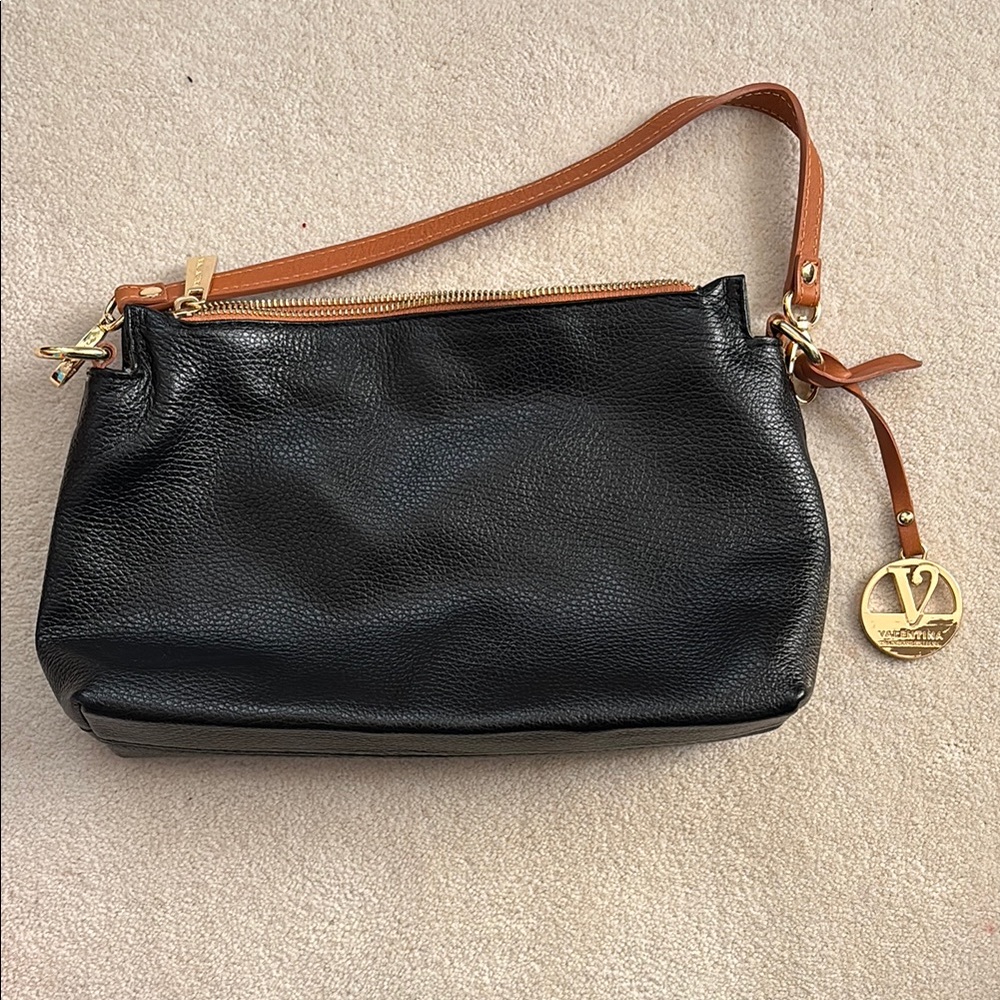 New leather Valentino Black Shoulder Bag. Two zip compartments. 4 int pockets.